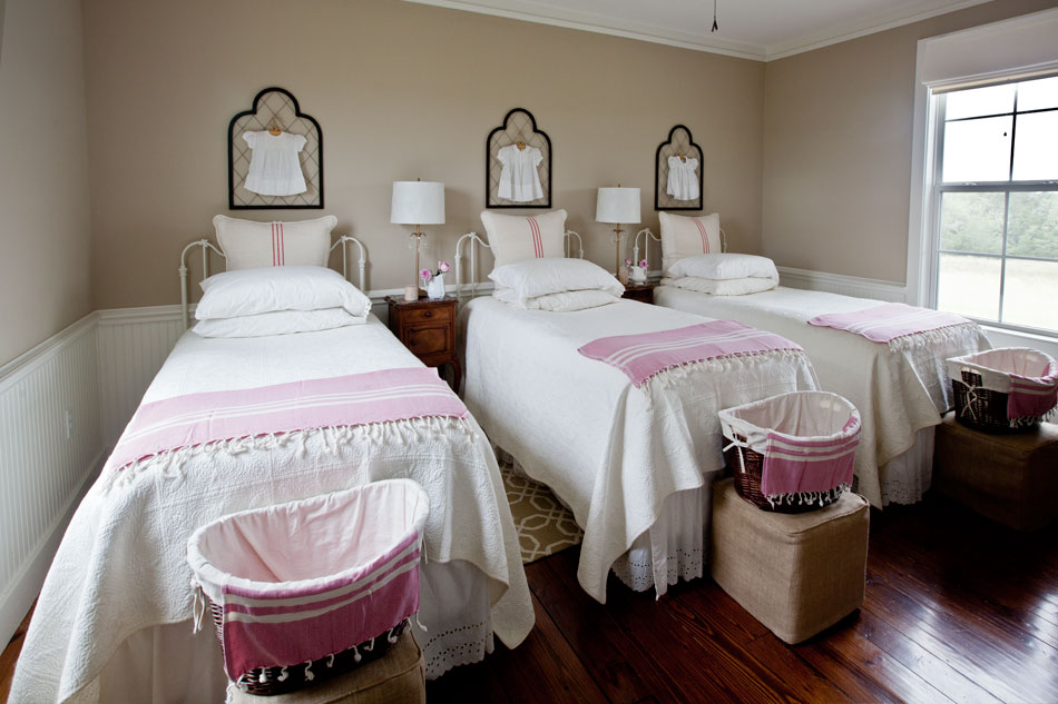 3-pink-and-white-beds