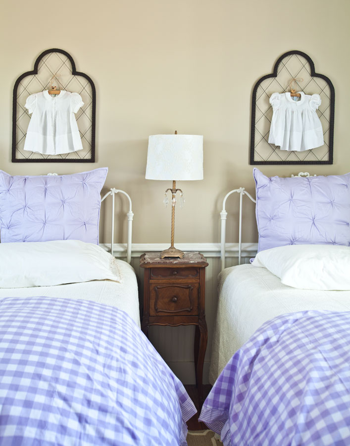 lavender-pillows-and-duvet