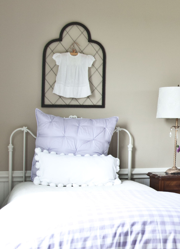 bedroom-purple-bed