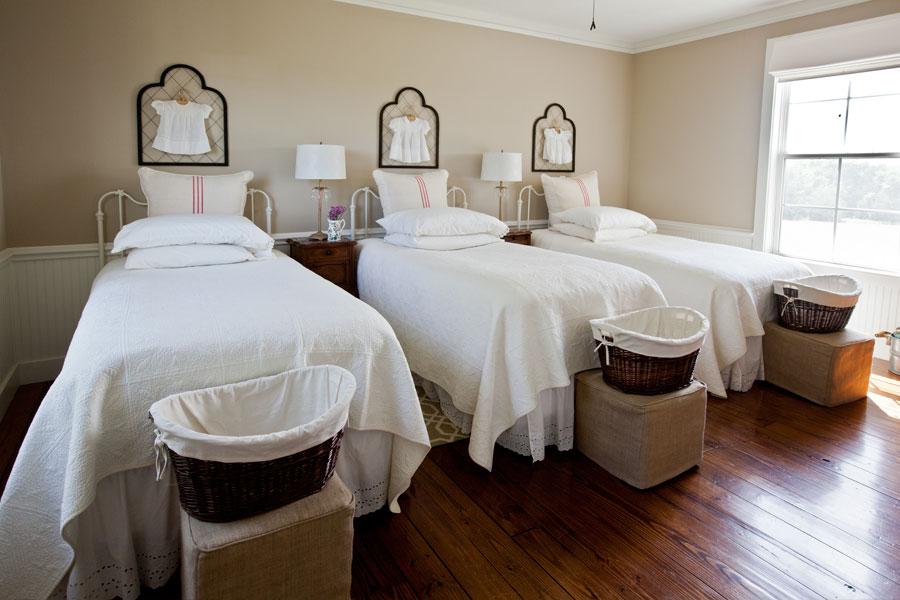 3-red-and-white-beds