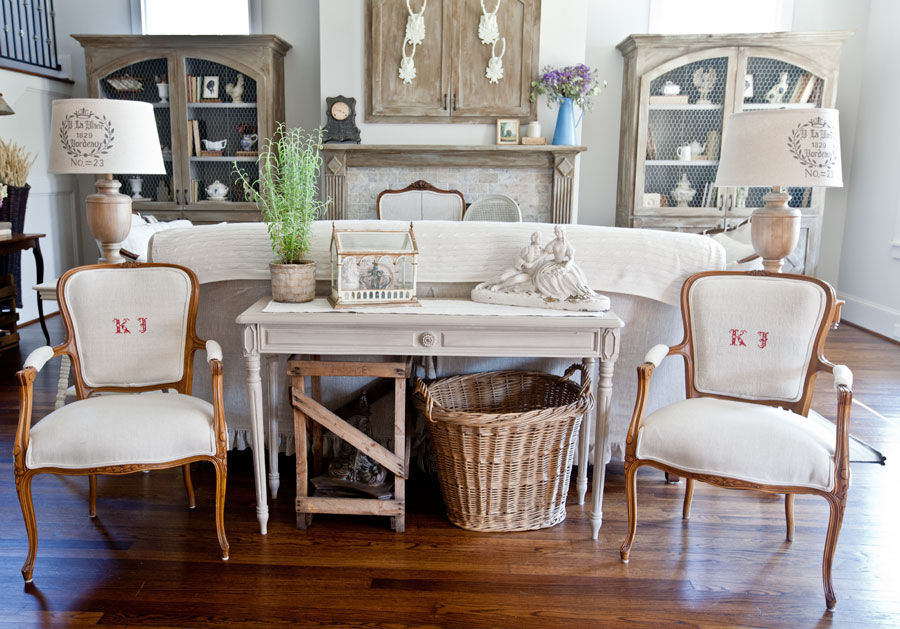 red-and-white-grain-sack-French-chairs