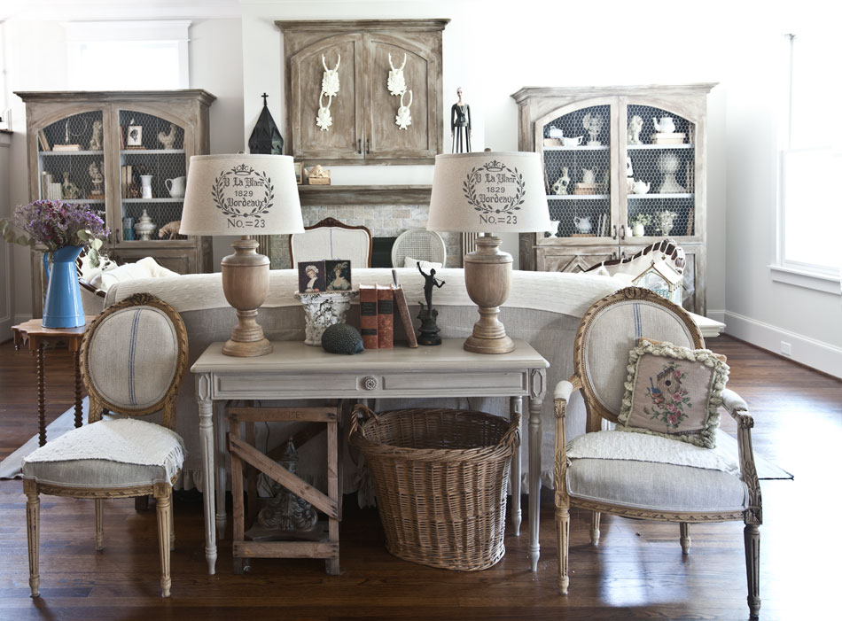 living-room-with-blue-chairs