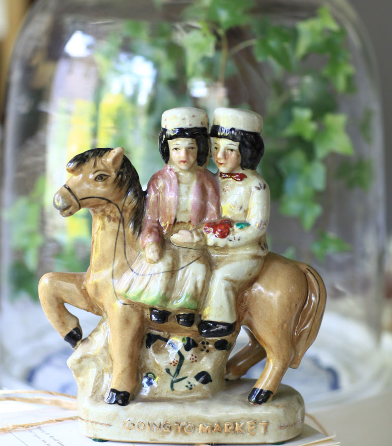 COUPLE-on-horse