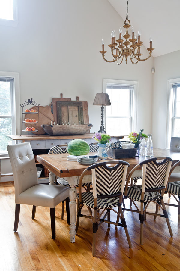 dining-room-mountain-house