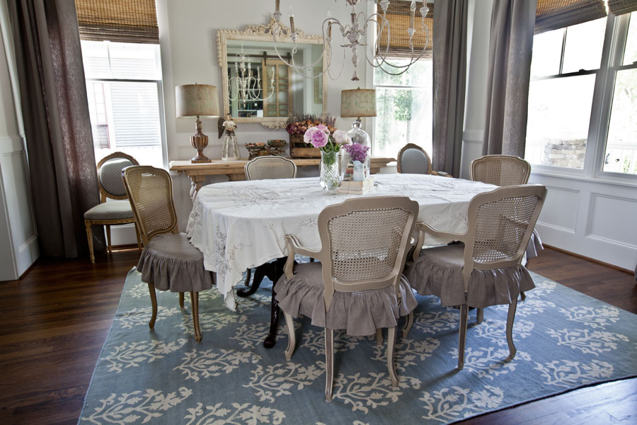 french-blue-dining-room