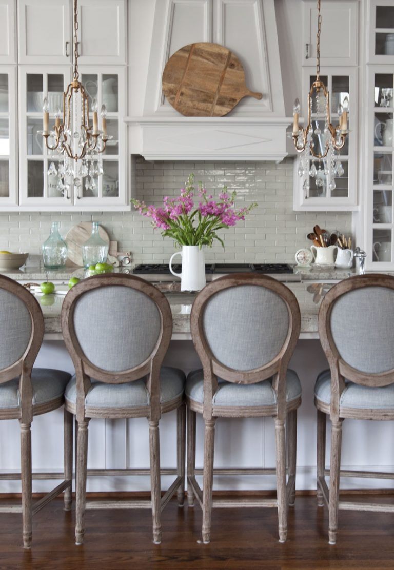 Using a Dresser as a Sofa Table Cedar Hill Farmhouse