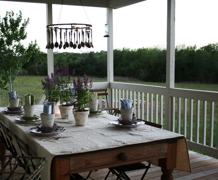 purple flower table