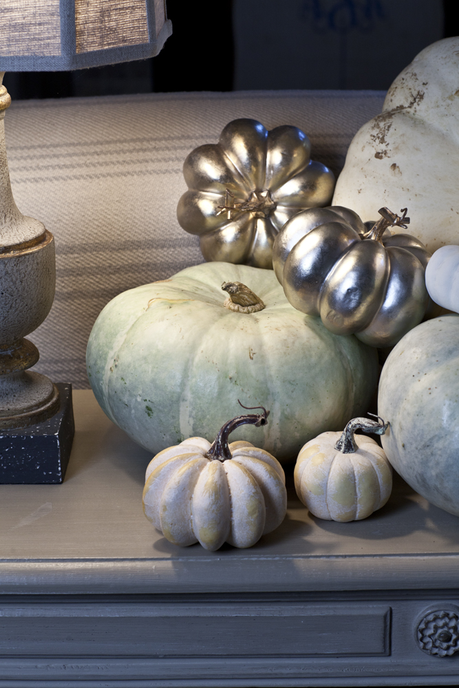 white-pumpkin-cedar-hill-farmhouse