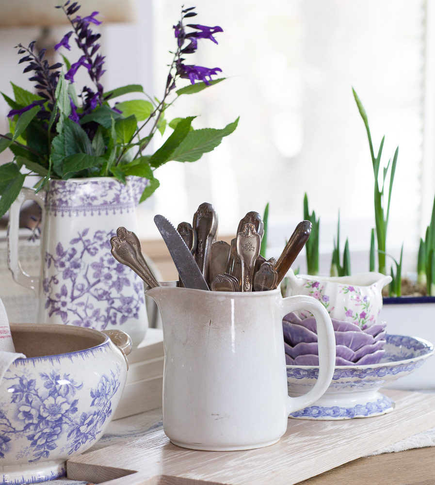 A cute little Delft pitcher for me -- What did you pick up at the thrift  store lately?