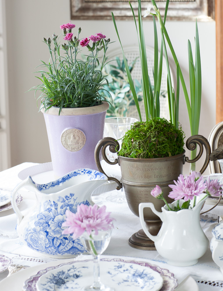 Lavender Spring Decorating - Cedar Hill Farmhouse