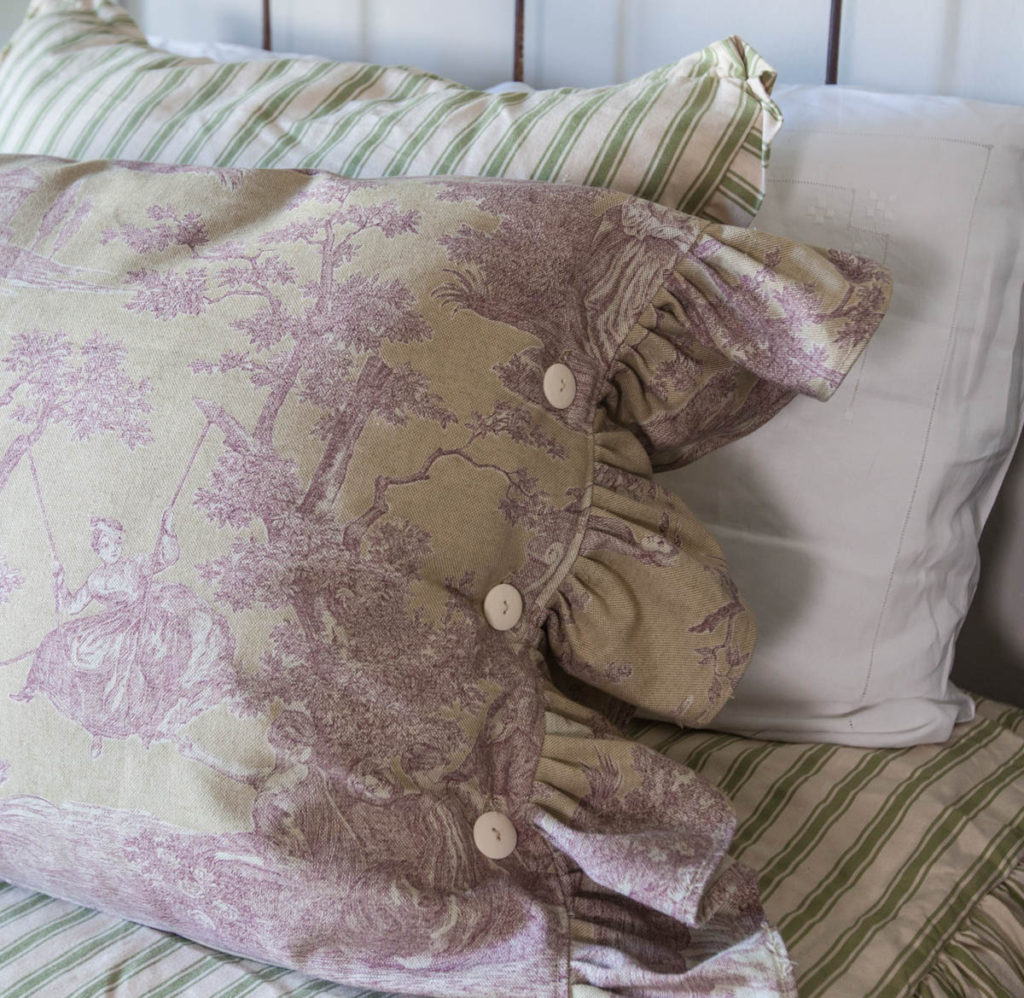 toile pillow in lavender