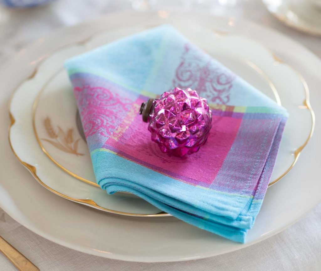 French tablecloths and napkin with ornament