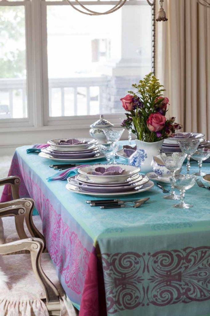 French tablecloths pink and turquoise