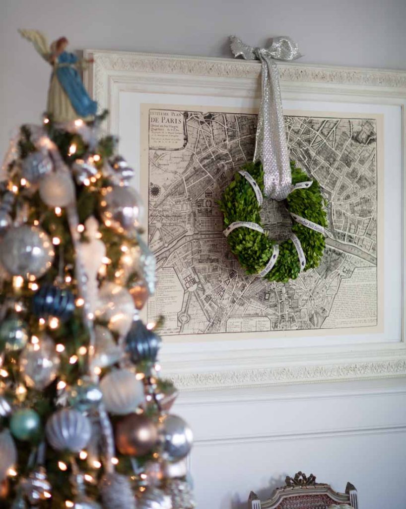 French Christmas tree with wreath