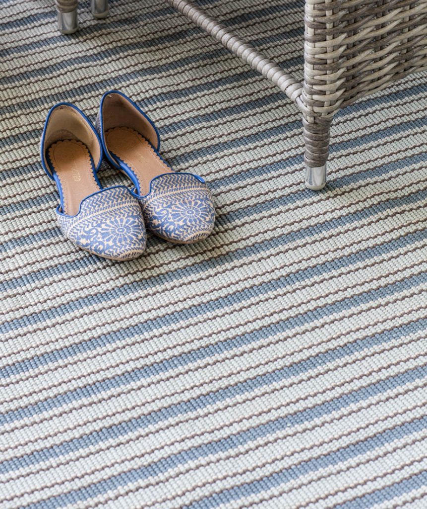 Porch refresh for summer rug