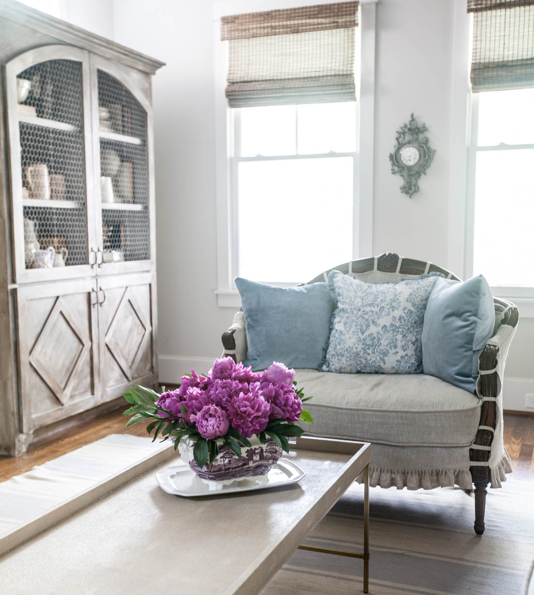 Lavender Spring Decorating - Cedar Hill Farmhouse